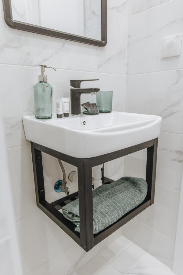 Your Cozy Sapphire Apartment Vipgreece Αθήνα Εξωτερικό φωτογραφία